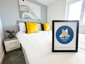 Chestnut House by Blue Skies Stays - Image 3