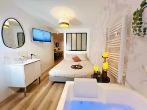 Relaxation & Spa, quiet street in the heart of Les Chartrons - Image 2