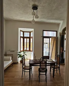 Casa L'on: Athenian Flat - Image 3