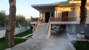 House with a pool, 2' from the beach - Image 2