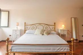 Villa in Vigna Apartments - Image 2