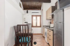 HotelsTOO - Home Amsicora, a historic alley - Image 2