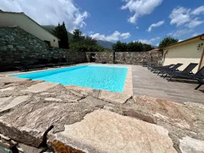 Cozy studio with pool - Image 2