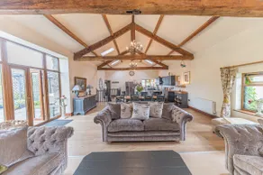 Lake District Barn Hot Tub & SwimSpa Sleeps 8 - Image 4