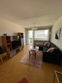 Spacious two-bedroom in the best location - Image 2