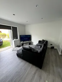 Luxury City Centre Apartment - Image 5