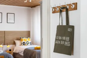 Spacious Appartment, 1 Min to harbour - Image 3