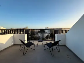Stylish 1BR Studio Apt in Gzira - Image 2