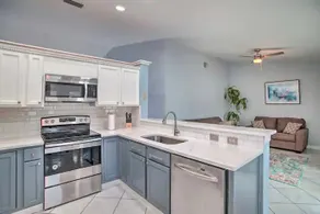 3BR Home w/ Private Pool near Sawgrass Mills Mall - Image 4