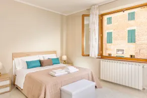 New 1BR Stay Near the Center in Tuscany - Image 2