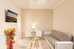 New 1BR Stay Near the Center in Tuscany - Image 3