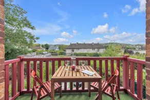 Colorful Escape, 500 m from Beach, sleeps 4 - Image 2