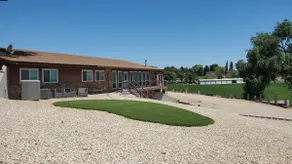 House in Sunnyslope Wine Country - Image 2