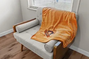 Charming quiet 2 bedroom duplex - Image 4