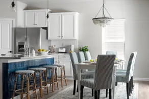 Charlotte 4BR|Firepit|King Suite| 10 min to Uptown - Image 3