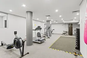 Bright. Stylish. Clean. 1BR- Wifi - Pool - Gym - Image 5