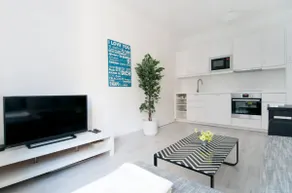 Perfect located center apartment - Image 5