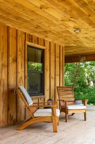 Modern Farmhouse. Minutes From Beach. Dog Friendly - Image 4