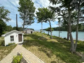 Oceanfront Downeast Retreat - Image 5