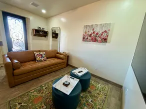The Carriage Cottage - Image 3