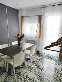 Nice 2-room apartment - Image 4