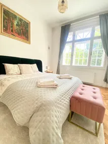 LJ47 - Your Spacious home in charming Buda Hills - Image 3