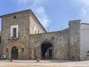 Signora Cinzia's Holiday Home - Image 2