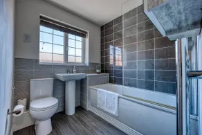 Guest Favourite - 3 Bed Home from Home - Image 3