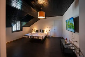 Cozy Nook - Double Room + Sofa Bed - Image 2