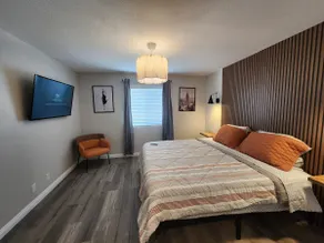 Spacious 1BR Apartment, Gated Parking Patio+ Gym - Image 3