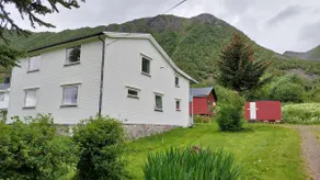 Fishermens House, 3 bedrooms apartment near the sea Medby Senja - Image 3