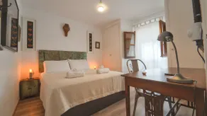 SeaHomes Vacations - Centric Apt 100m Beach and PKG - Image 3
