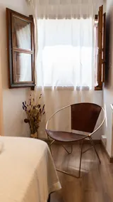 SeaHomes Vacations - Centric Apt 100m Beach and PKG - Image 5