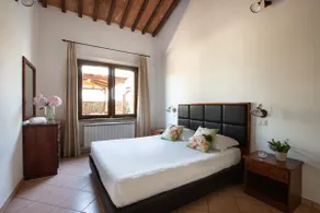 Three-room apartment with attic - Image 5