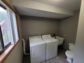 Spacious Townhome in Fruitport! - Image 3