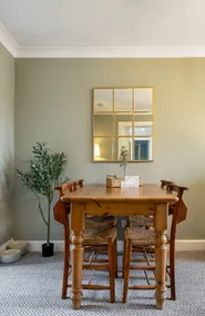 Central Cathedral Apartment - Image 5