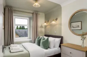 Central Cathedral Apartment - Image 4