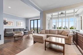 Luxury Home With Incredible View - Image 2