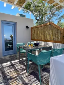 Okeanos Suite 2, Panoramic sea & garden view - Image 2
