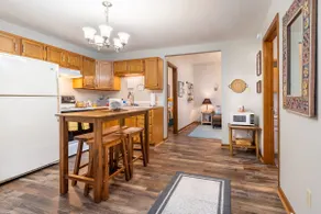 ”Frisco Flat” (Apt. 3) - Image 4