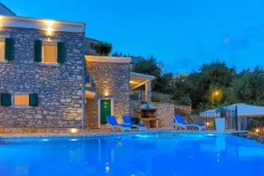 Villa Regina: Above Agni, superb views and pool - Image 3
