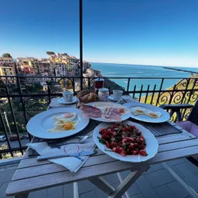 beautiful sweeping view, peaceful - Image 2