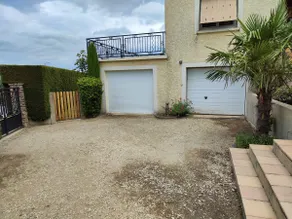 Gite Saint Barthelemy le Plain - Village - Image 3