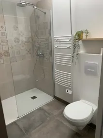 1-bedroom apartment - Image 4
