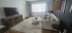 Entire 1 Bdrm Cozy Apt near Dwntn - Image 2