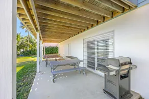 Direct RiverFront Paradise Home - Image 4