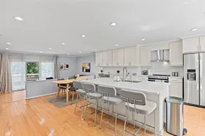 Modern Retreat | 4BD 3.5BA | 15 min to IAD Airport - Image 2