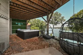 Luxe l Dock | DEEPWater l Views l Hottub | Firepit - Image 2