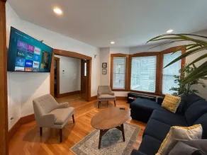 Stunning Home Near Boston Cambridge Tufts Salem - Image 2