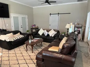 Cozy Barndo Cabin with pool - Image 3